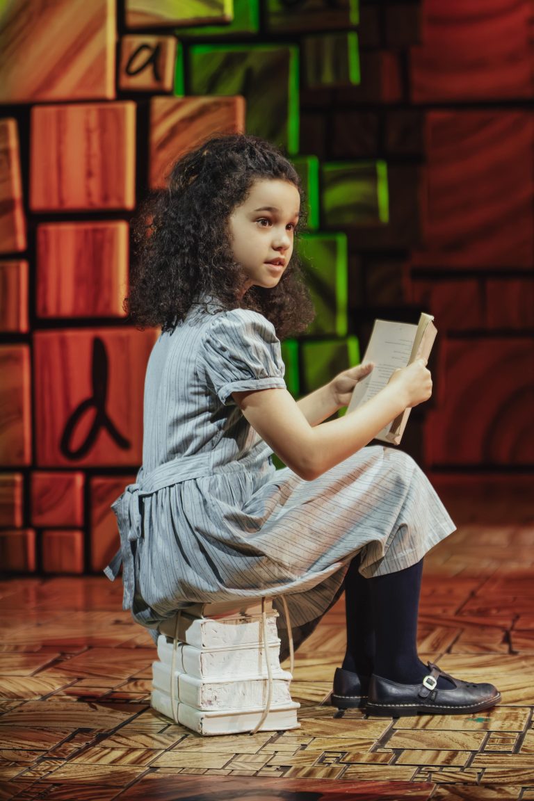 matilda the musical international tour cast